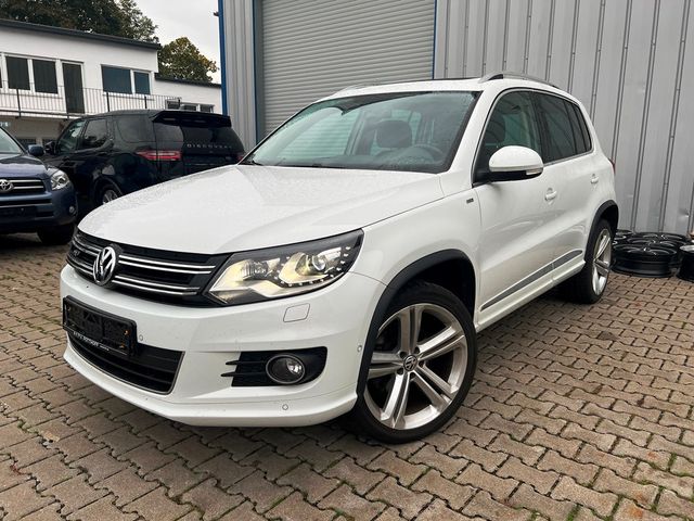 Volkswagen Tiguan 2.0 TDI 4M DSG R LINE PANO XENON RFKAMERA