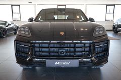 PORSCHE Cayenne GTS Coupé | Leichtbau Sport-Paket PORSCHE Cayenne GTS Coupé | Leichtbau Sport-Paket