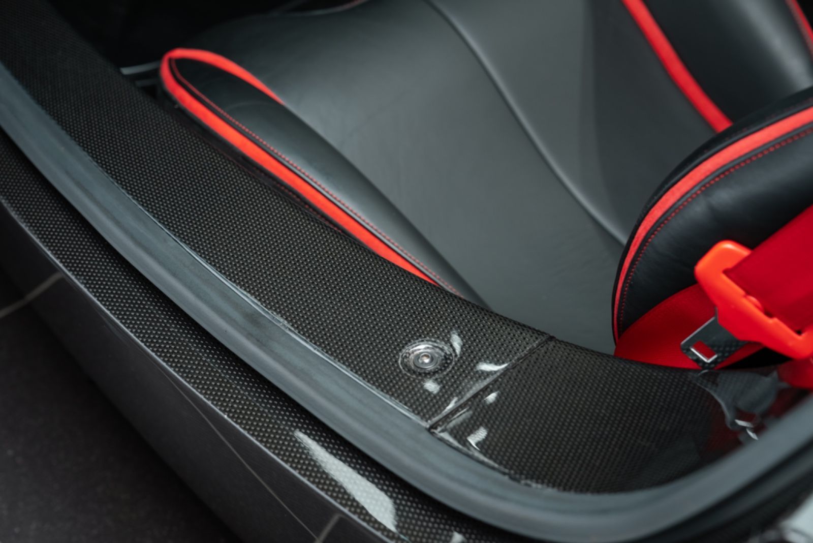 Fahrzeugabbildung Ferrari LaFerrari HV-BATTERIE NEU/GARANTIE/SCHECKHEFT