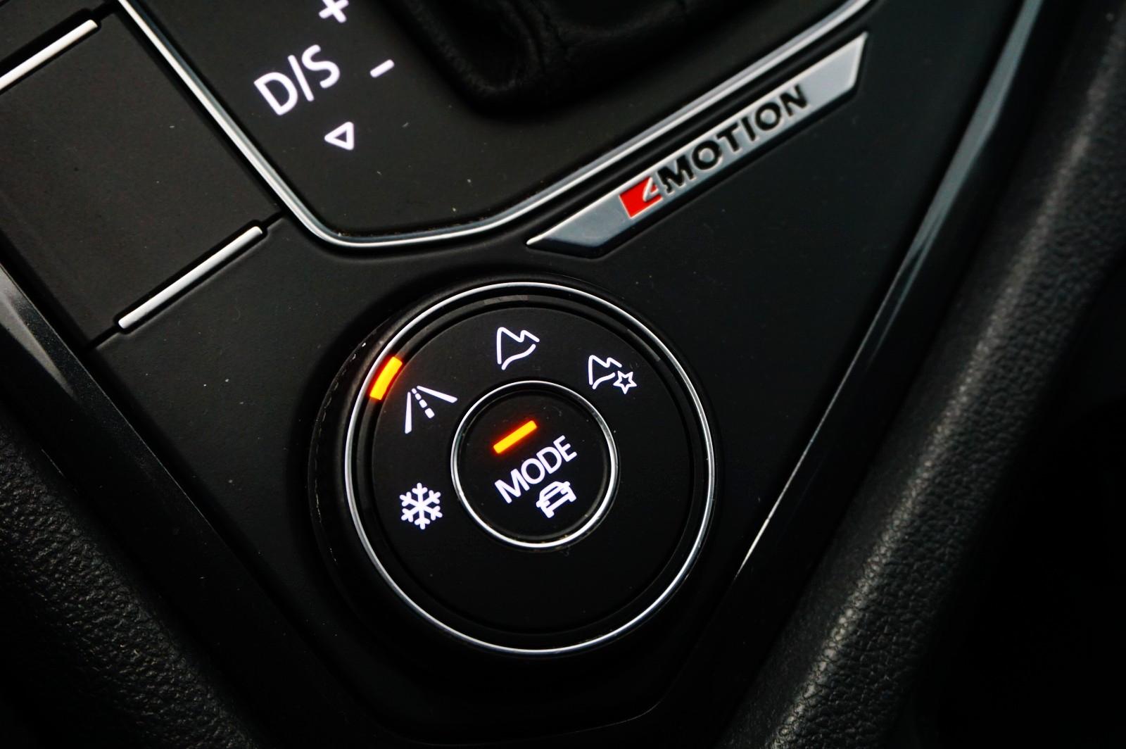 Volkswagen Tiguan Join*4Motion*DSG*AHK*Navi*PDC