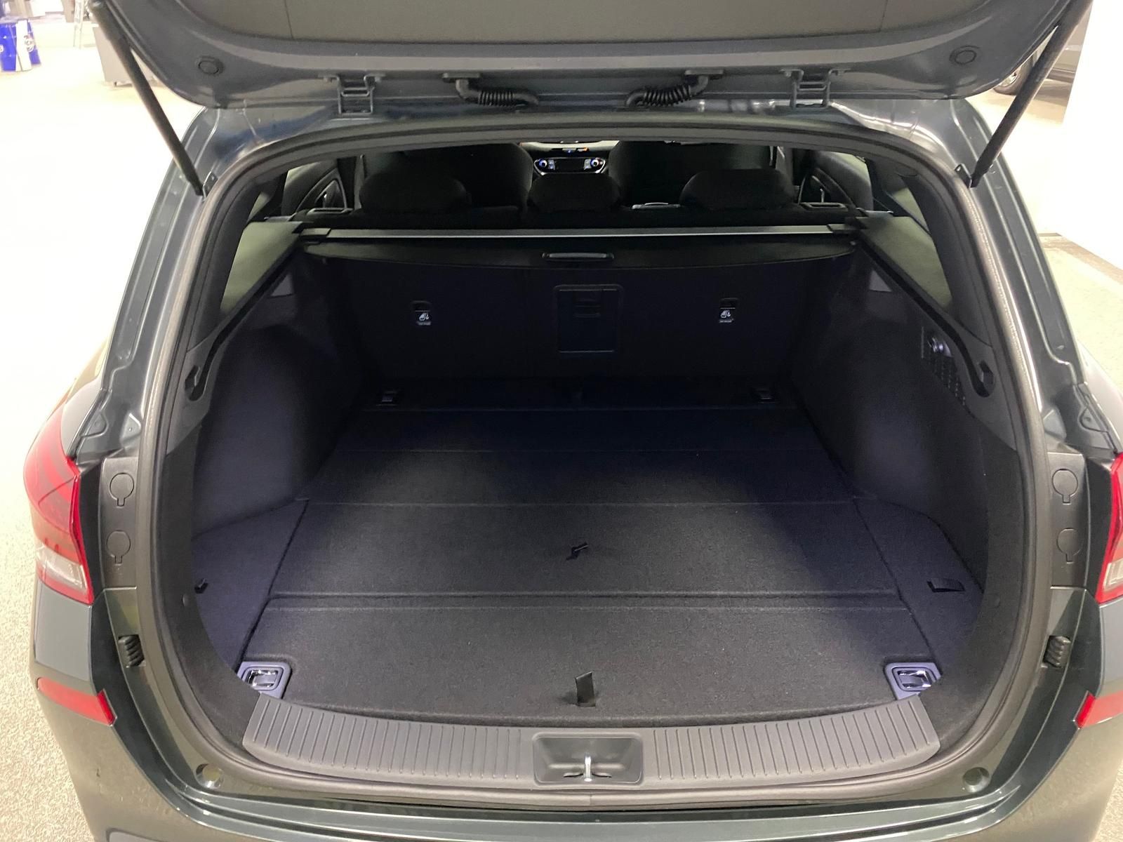 Fahrzeugabbildung Hyundai i30 N-Line APP+RFK+5J. GARANTIE+NAVI+SITZHEIZUNG