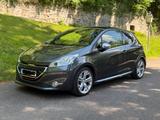 Peugeot 208 1.6 GTi 200 THP GTi - Peugeot 208 in Freiburg