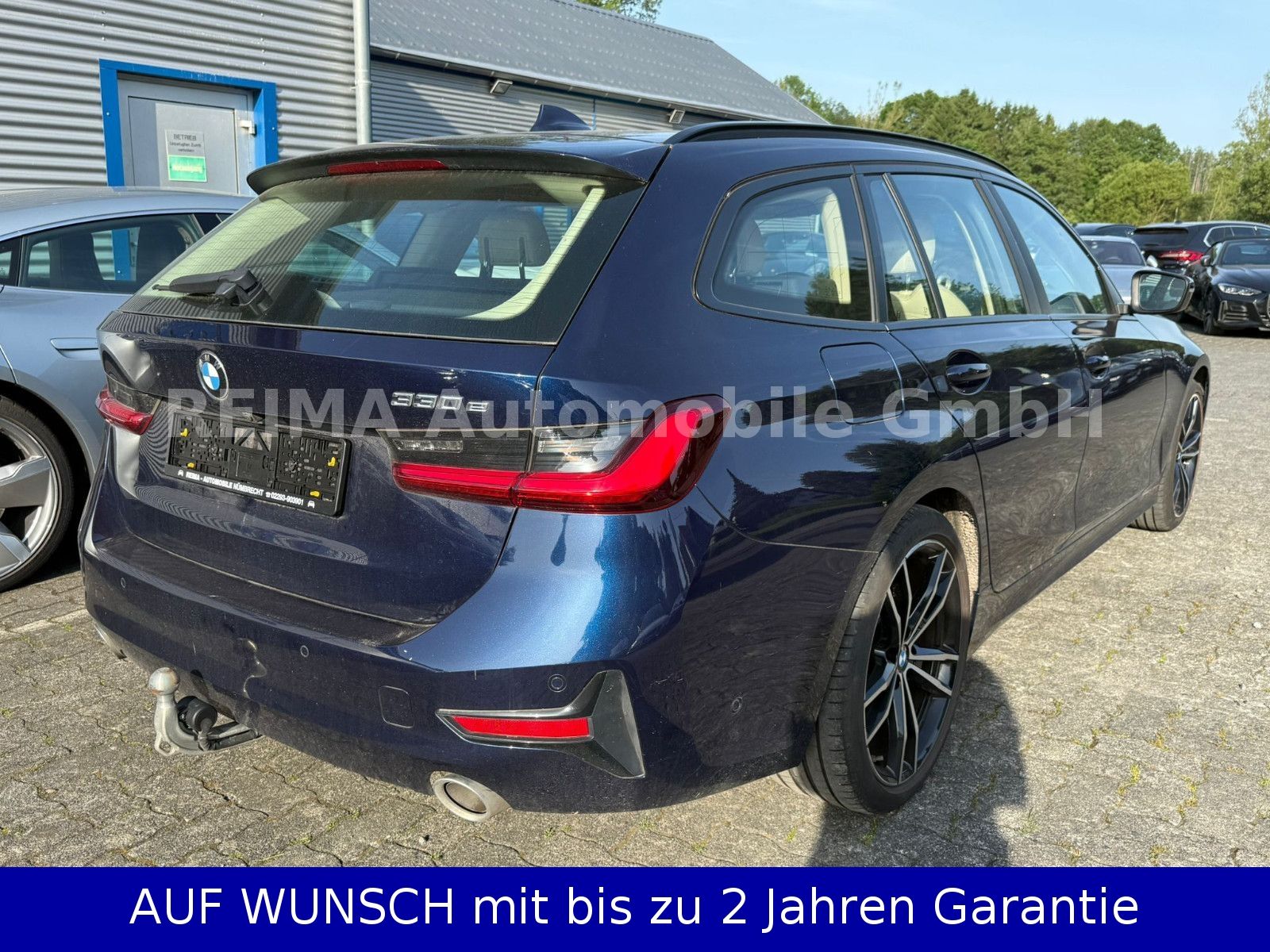Fahrzeugabbildung BMW 330 e Touring Individual, LED, Leder, AHK