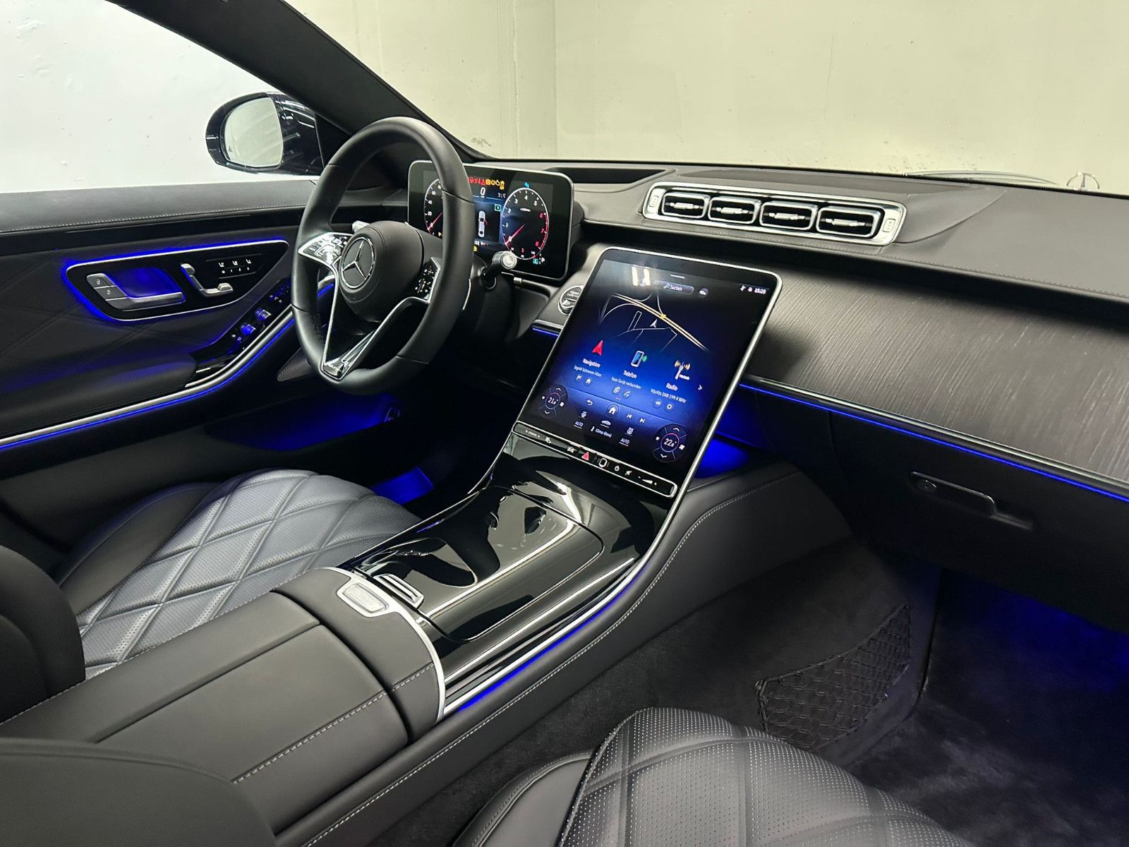 Fahrzeugabbildung Mercedes-Benz S 680 Maybach *PANORAMA*EXKLUSIV*Chaufferpaket*