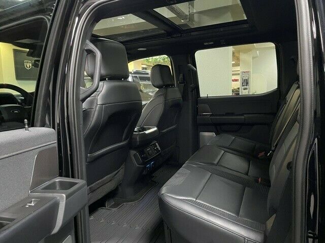 Fahrzeugabbildung Ford RAPTOR SUPERCREW-ACC-801A-NAVI-360-TAIL STEP!!!