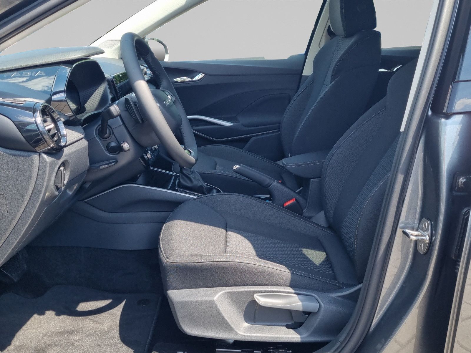 Fahrzeugabbildung SKODA Fabia Balance 1,0TSI 17" Winter+ Fahrassi 50L
