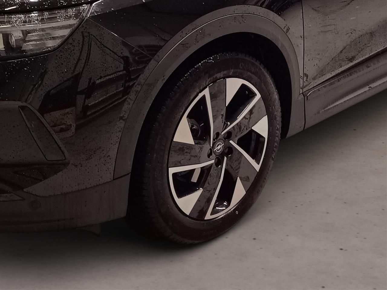 Fahrzeugabbildung Opel Grandland 1.2 48V Mild-Hybrid 100 kW GS