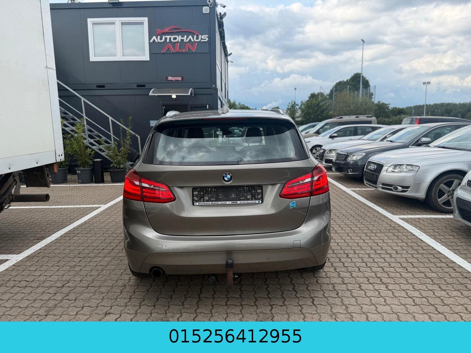 BMW 218 2 Active Tourer 218 i - 1.5 Benzin