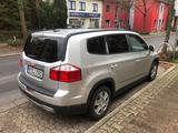 Chevrolet Orlando 2.0 LT MT LT - silberne Chevrolet Orlando