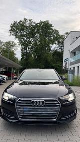 Audi A4 2.0 TDI 140kW S tronic quattro sport sport - Audi in Bielefeld: Q1