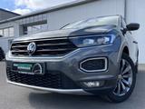 Volkswagen T-Roc 1.5 TSI DSG Sport 156€ m.20% Anz. AHK Navi - Volkswagen T-Roc Sport mit Benzin-Antrieb