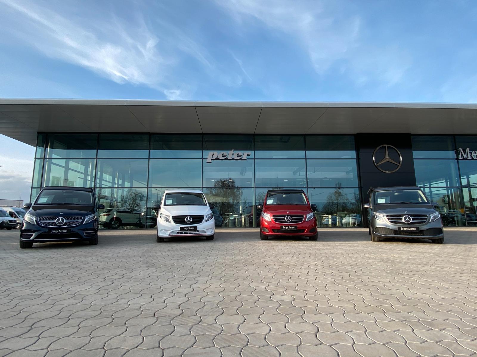 showroom-image-bottom