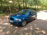 BMW E46 BMW 318i - BMW 318 aus 2000: 318i