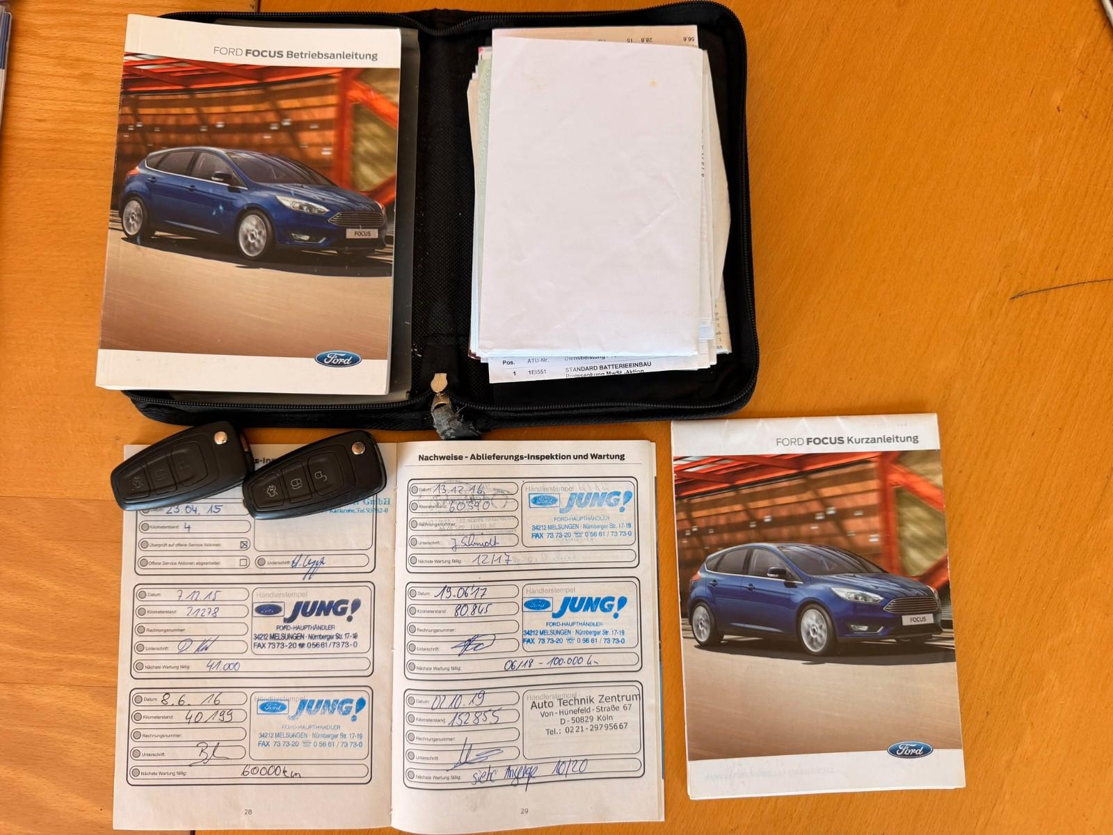 Ford Focus 2015 — photo 24