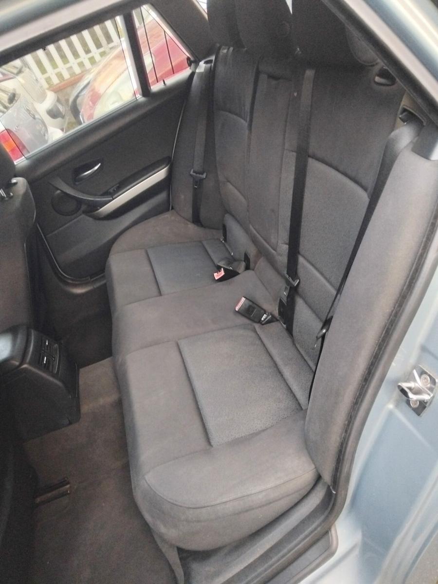 BMW 320 2007 — photo 9