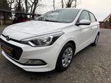 Hyundai i20 1.2 Sitz-Lenkradheizung Klima PDC Eur6 - Hyundai i20: 1.6
