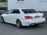 Mercedes-Benz E 500/ AMG/ACC/KEYLESS GO/360° CAM/19 Zoll AMG/ - Mercedes-Benz E 500 mit Benzin-Antrieb: Limousine