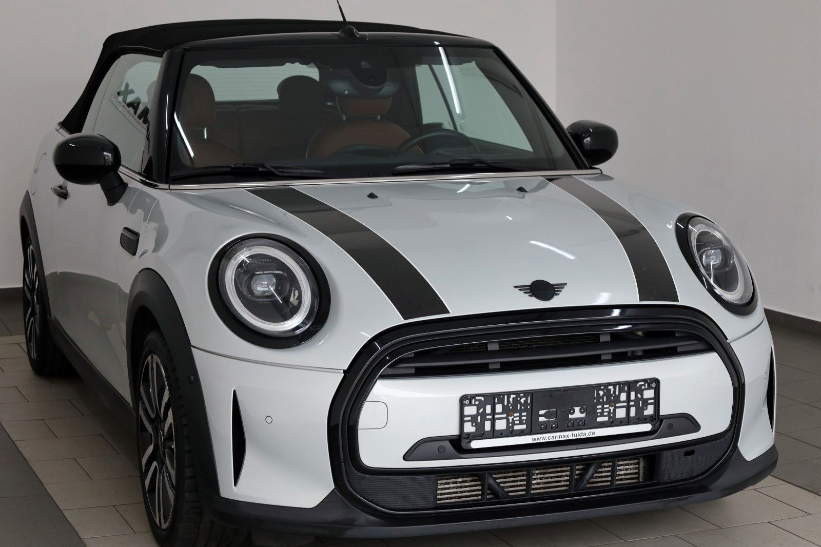 Fahrzeugabbildung MINI Cooper Cabrio Classic Trim,Leder,Navi,Kamera,HUD