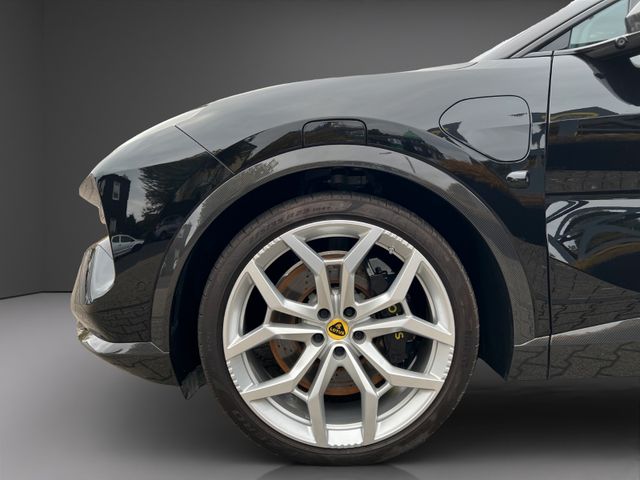 Fahrzeugabbildung Lotus Eletre R KEF rotes Leder sehr selten