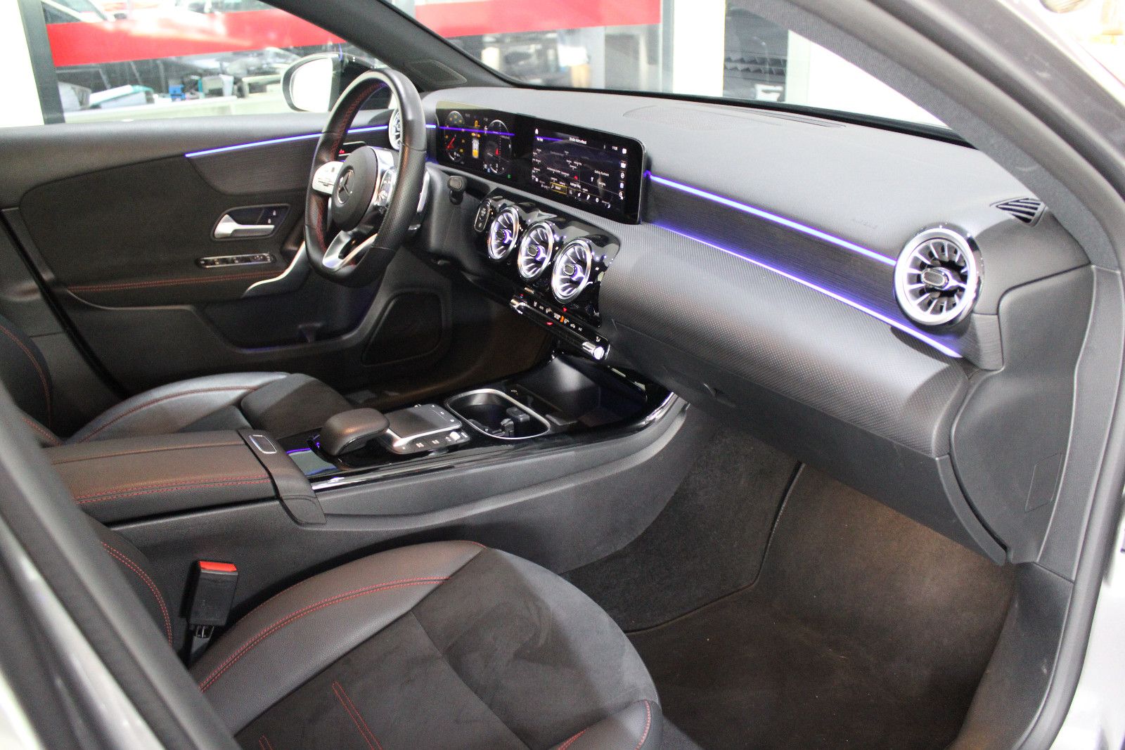 Mercedes-Benz A 200 DCT AMG-SPORTPAKET NIGHT DIAMANT BURMESTER foto 5