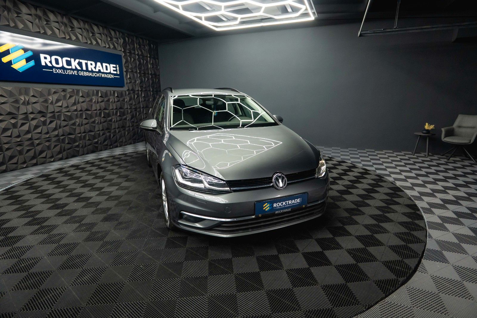 Fahrzeugabbildung Volkswagen Golf VII Variant Comfortline Autom. *ACC*LED*19%