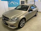 Mercedes-Benz C 180 Elegance CGI BlueEfficiency - Mercedes-Benz C 180: Elegance