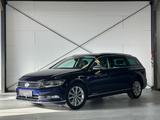 Volkswagen Highline/LED/Leder/STHZ/Massage/HuD/AHK/Virtual/ - Volkswagen Passat Variant: Blau