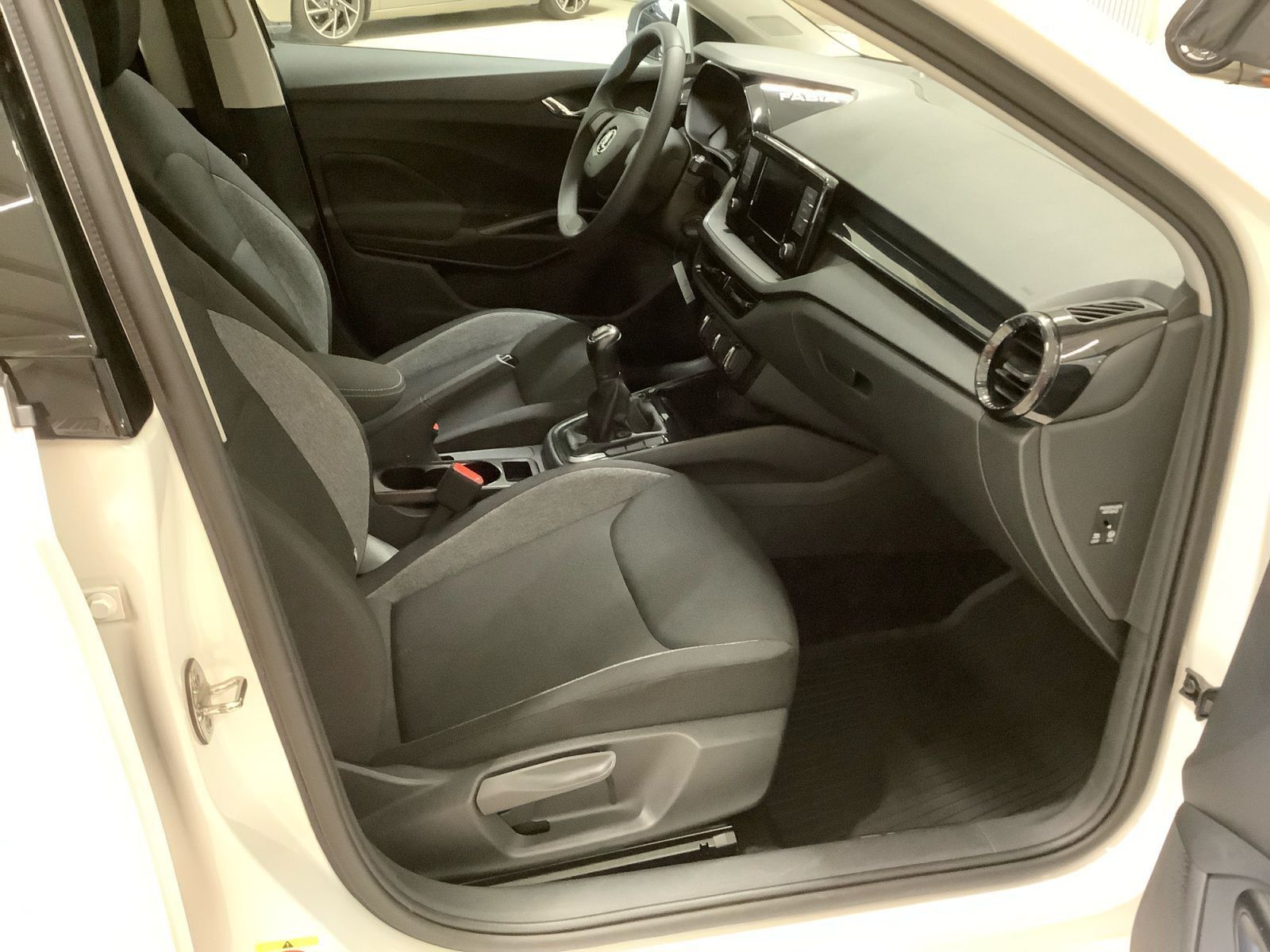 Fabia Active 1,0 MPI 48 kW 5-Gang mech.