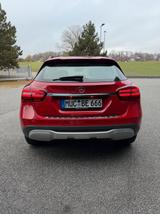 Mercedes-Benz GLA 180 Autom/Style/Business/Navi - Mercedes-Benz GLA 180 in München