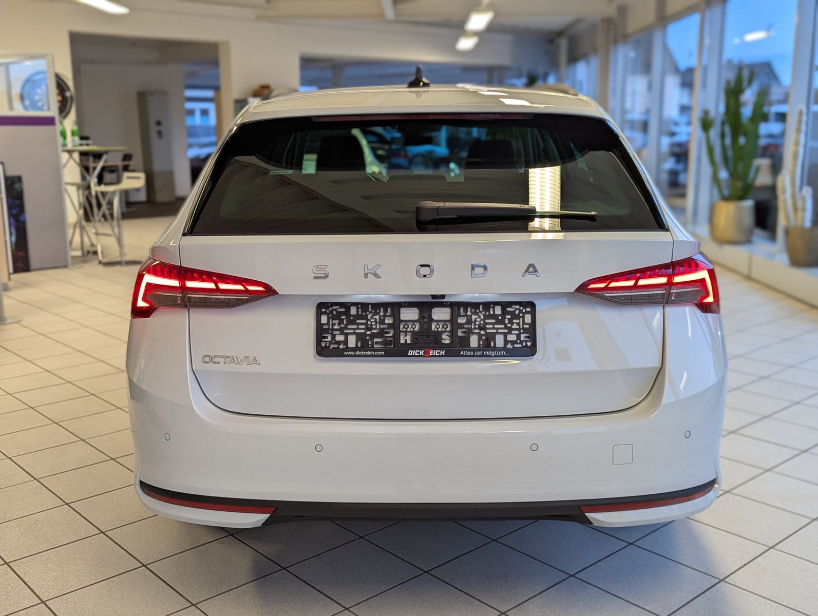 SKODA Octavia 1.5 TSI DSG ACC Style-Paket AHK 5J Garan - Image 6