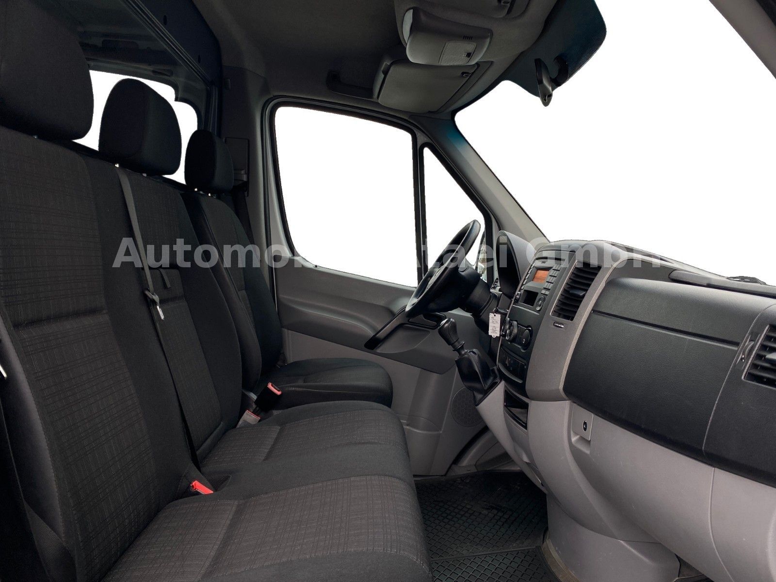 Fahrzeugabbildung Mercedes-Benz Sprinter 213 CDI KLIMA+ 3-SITZE+ 1.HAND (4316)