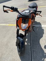 KTM Duke 690 - 2016 ABS - TÜV 3/26 - KTM 3 DUKE