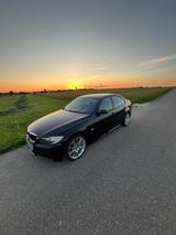 BMW 320i - 150 Ps  - BMW 320 aus 2006: 320i