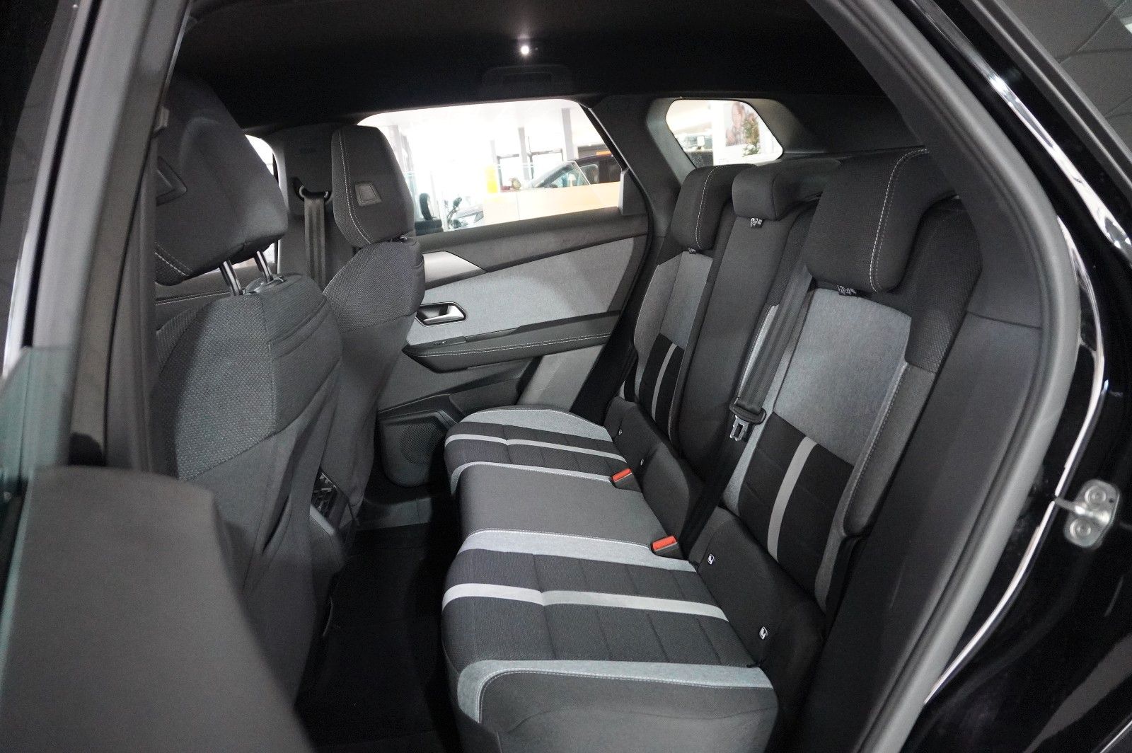 Fahrzeugabbildung Opel Grandland 1.2 48V HYBRID NAVI/LED/KAMERA/DAB+