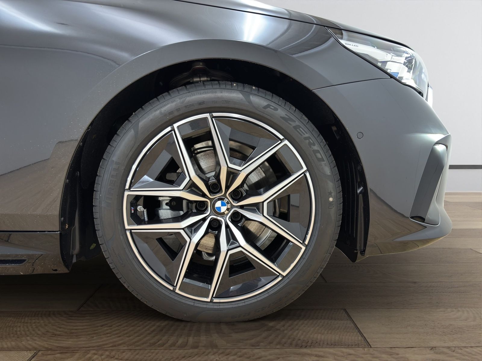BMW 530e Touring [M Sport, BSI Paket (3J/40.000km)] imagem 3