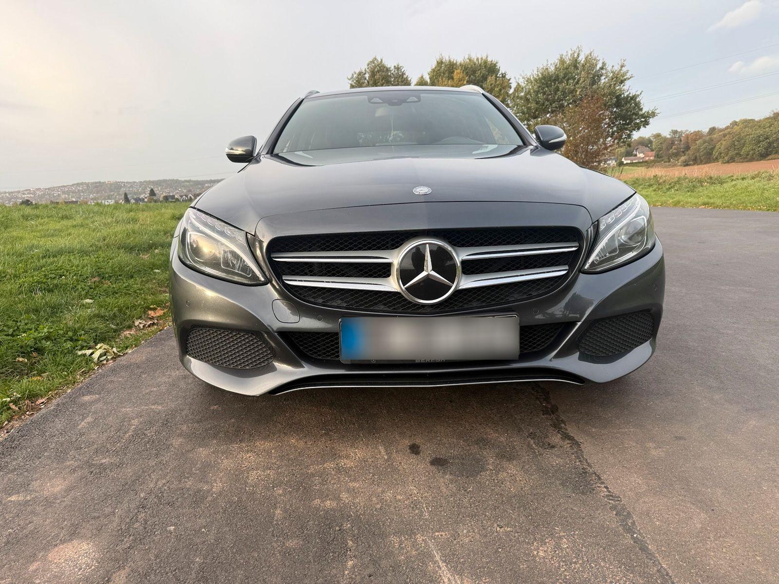Mercedes-Benz C 220