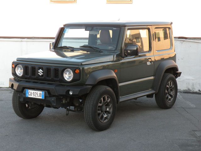 Suzuki Jimny 1.5 5MT Top GPL