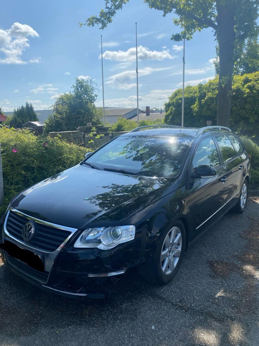 Volkswagen Passat 2006 — vehicle for AFU Ukraine