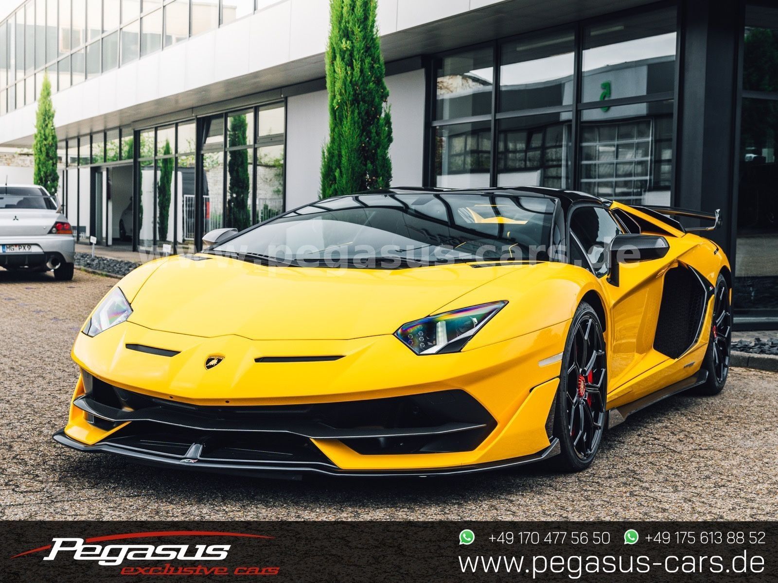 LAMBORGHINI Aventador - 4