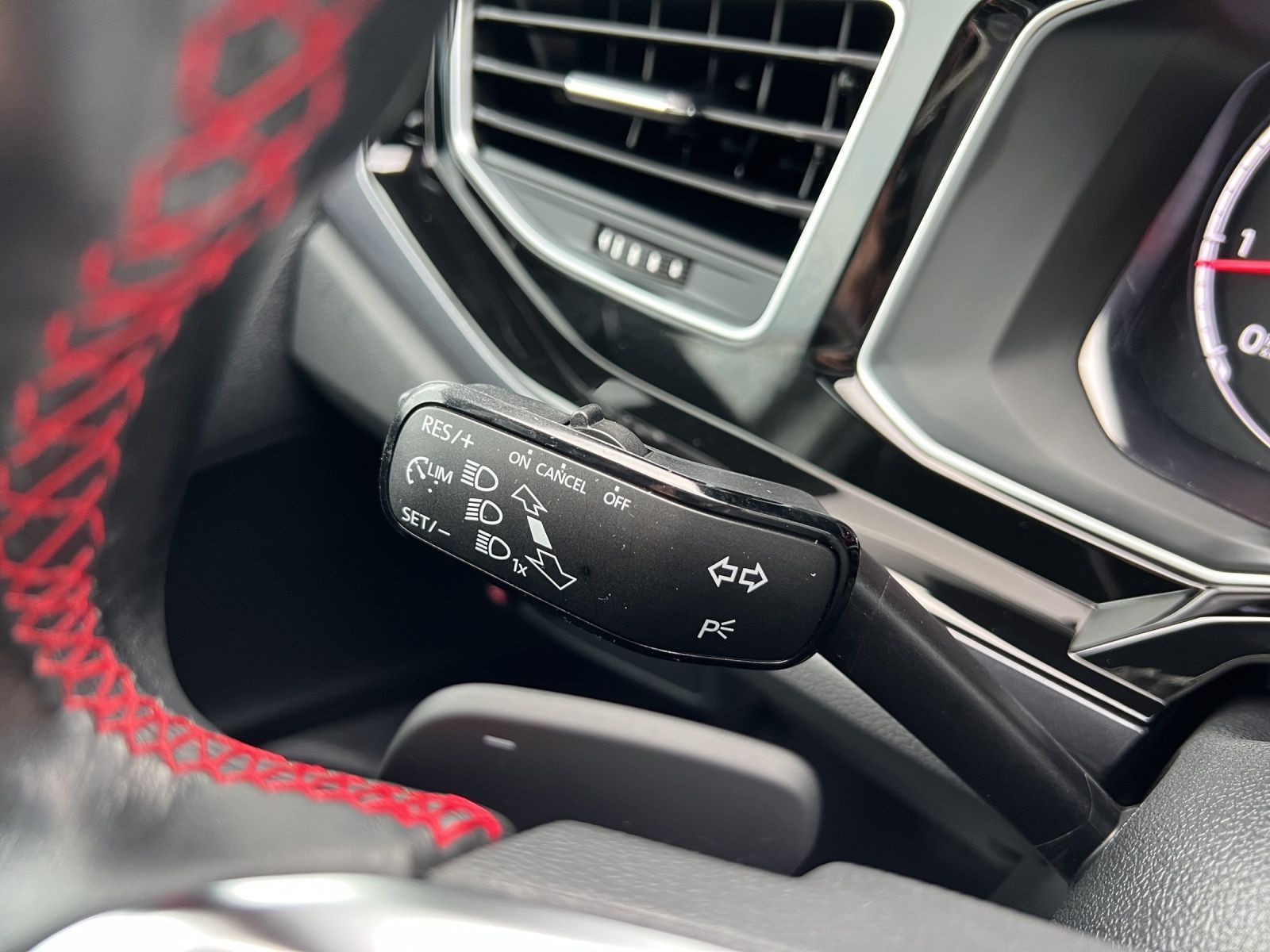 Polo GTI 2.0 TSI DSG LED*SHZ*Klima