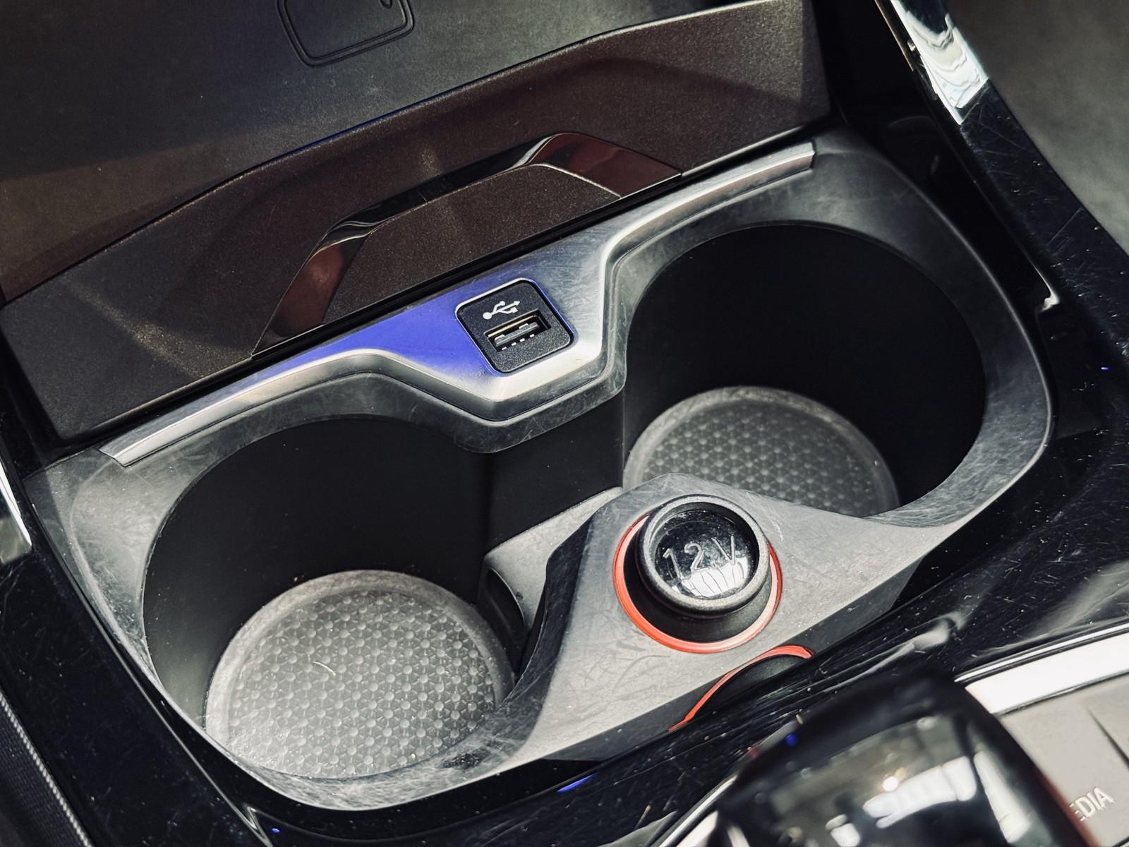 BMW M235i PERFORMANCE |H&K|PANO|M-SPORTSITZE DAKOTA|