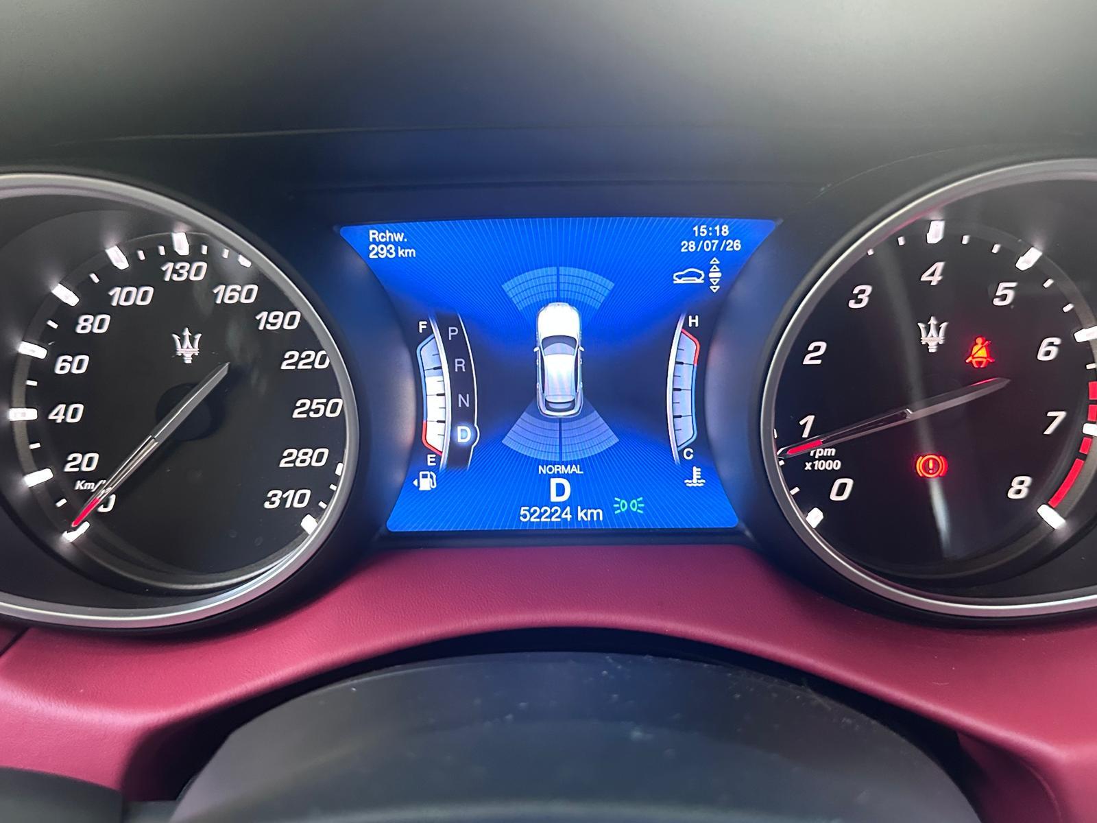 MASERATI LEVANTE MODENA 349 ch 4X4 BVA - INTERIEUR CUIR - GPS - CAMERA DE RECUL - SUSPENSION PNEUMATIQUE