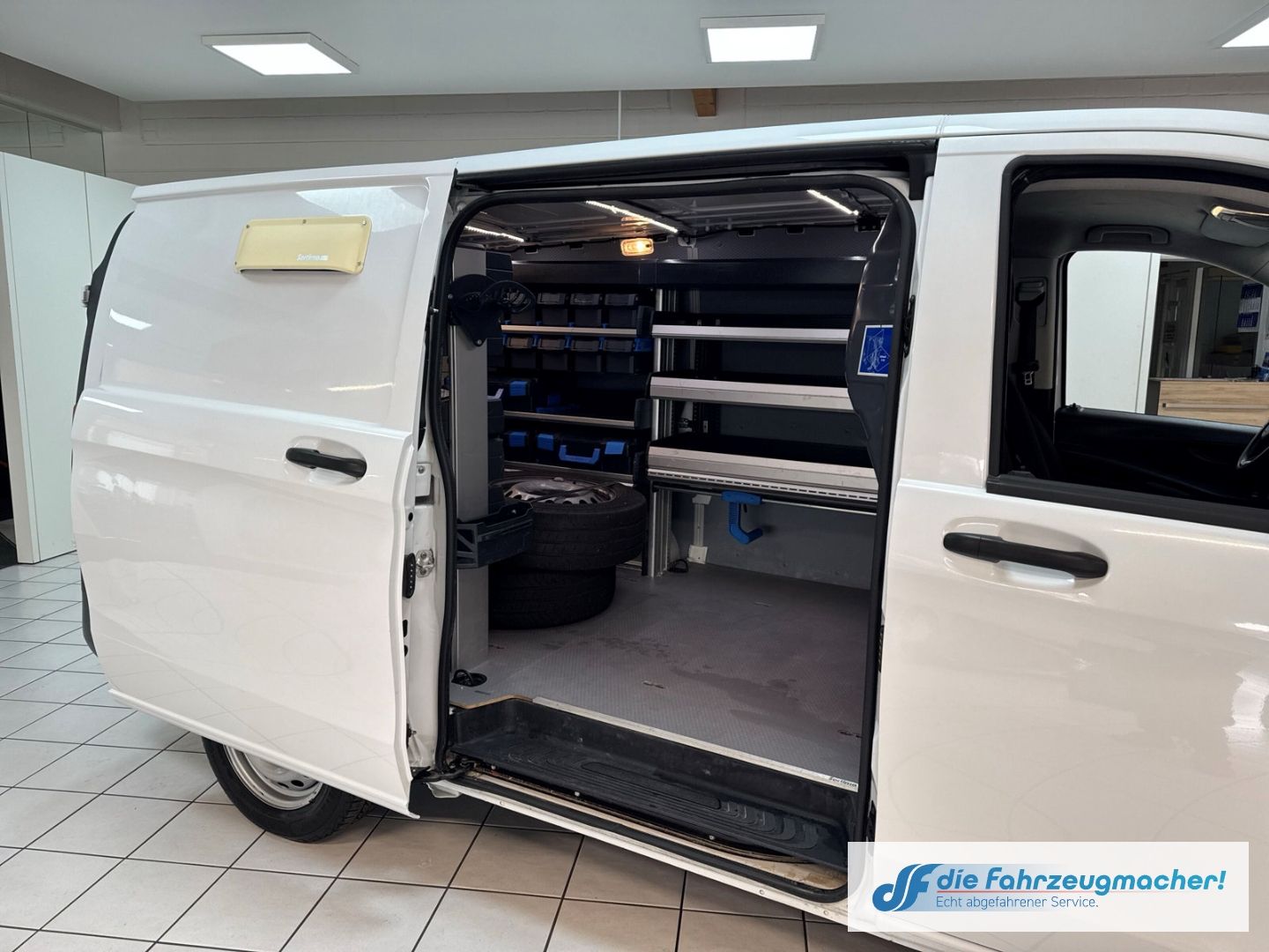 Fahrzeugabbildung Mercedes-Benz Vito Kasten 114 CDI BT RWD lang  Parklenkass. Te