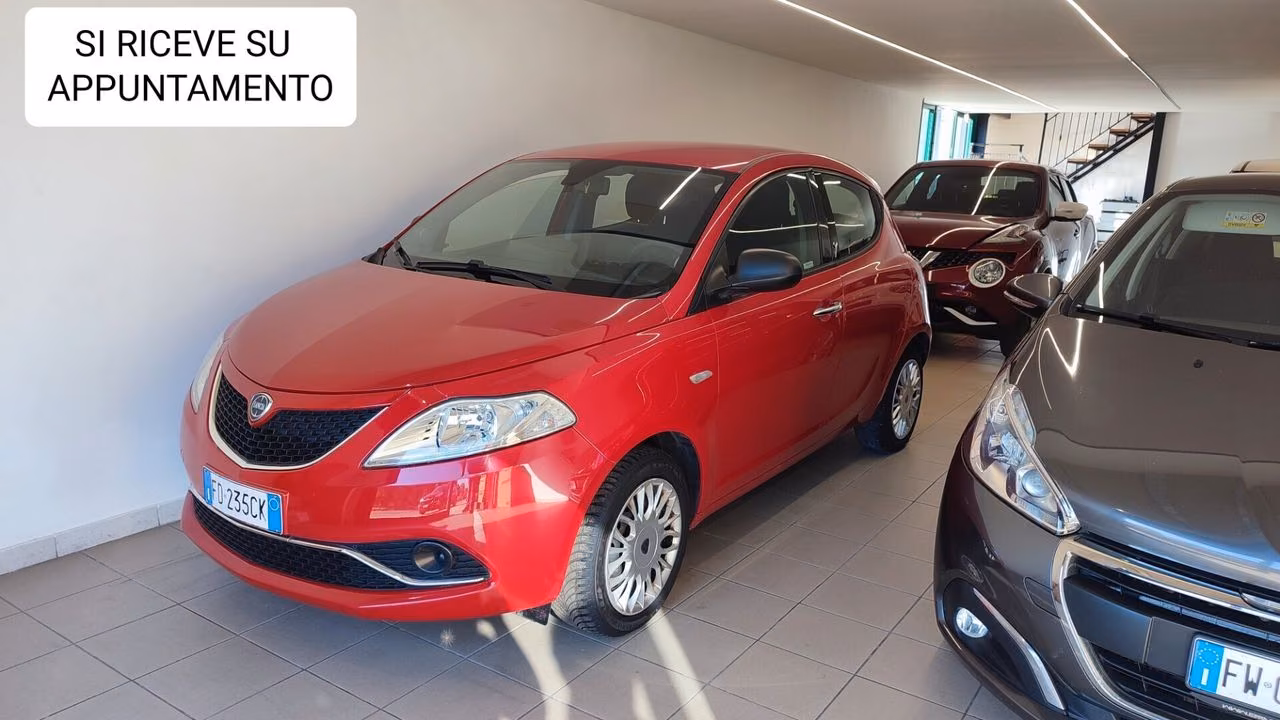 Lancia Ypsilon