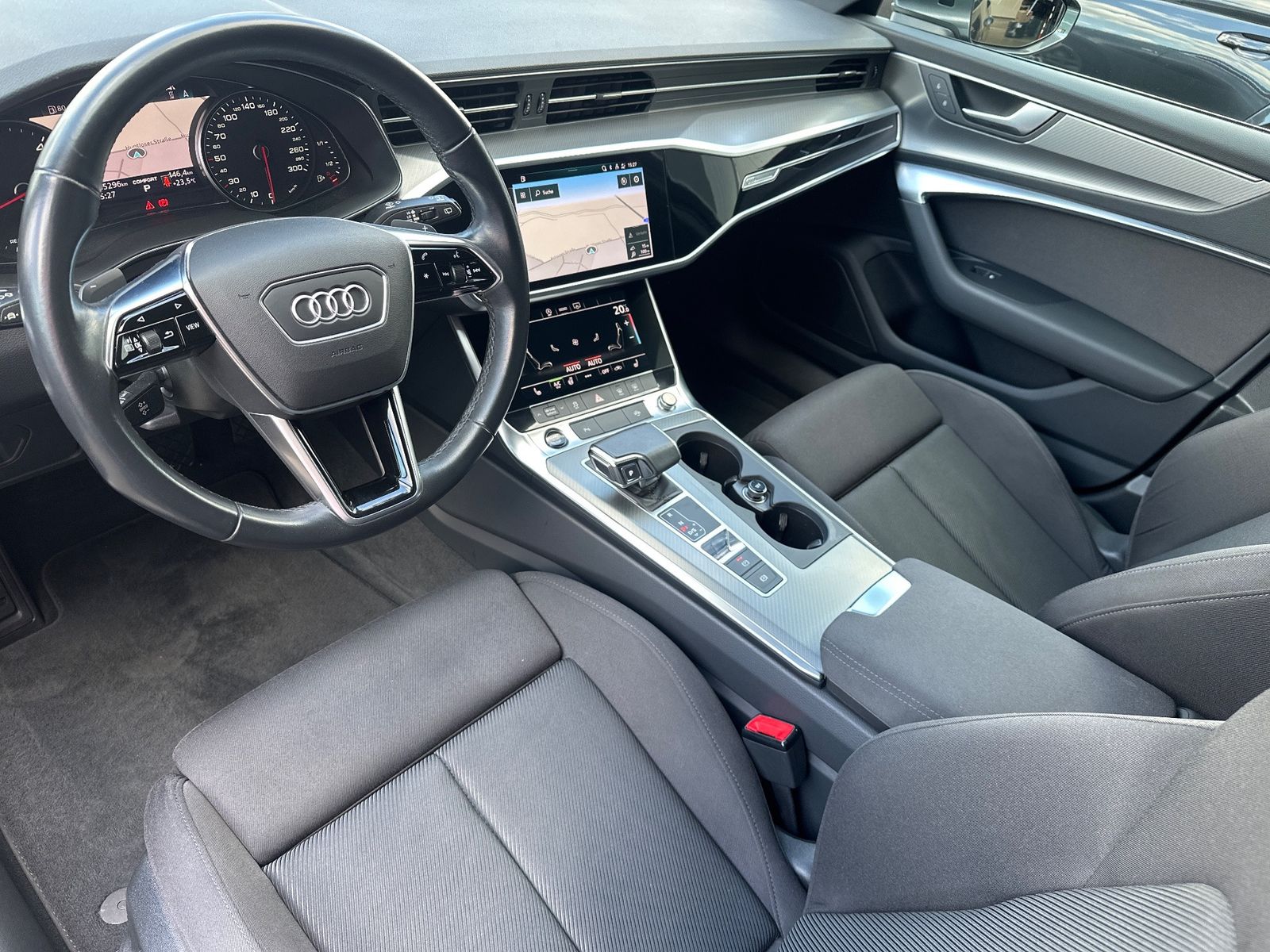 Fahrzeugabbildung Audi A6 Avant 40 TDI S-Line NAV+LED+PANO+AHK+19ZOLL