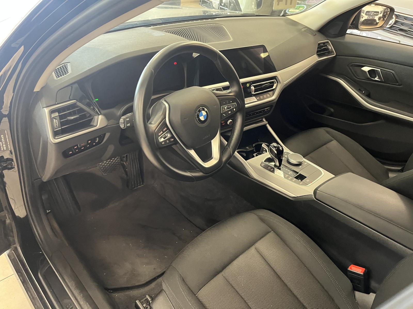 BMW 318 Live Cockpit R-Cam*Navi*SHZ*CarPlay*ACC*LED*, миниатюра 3