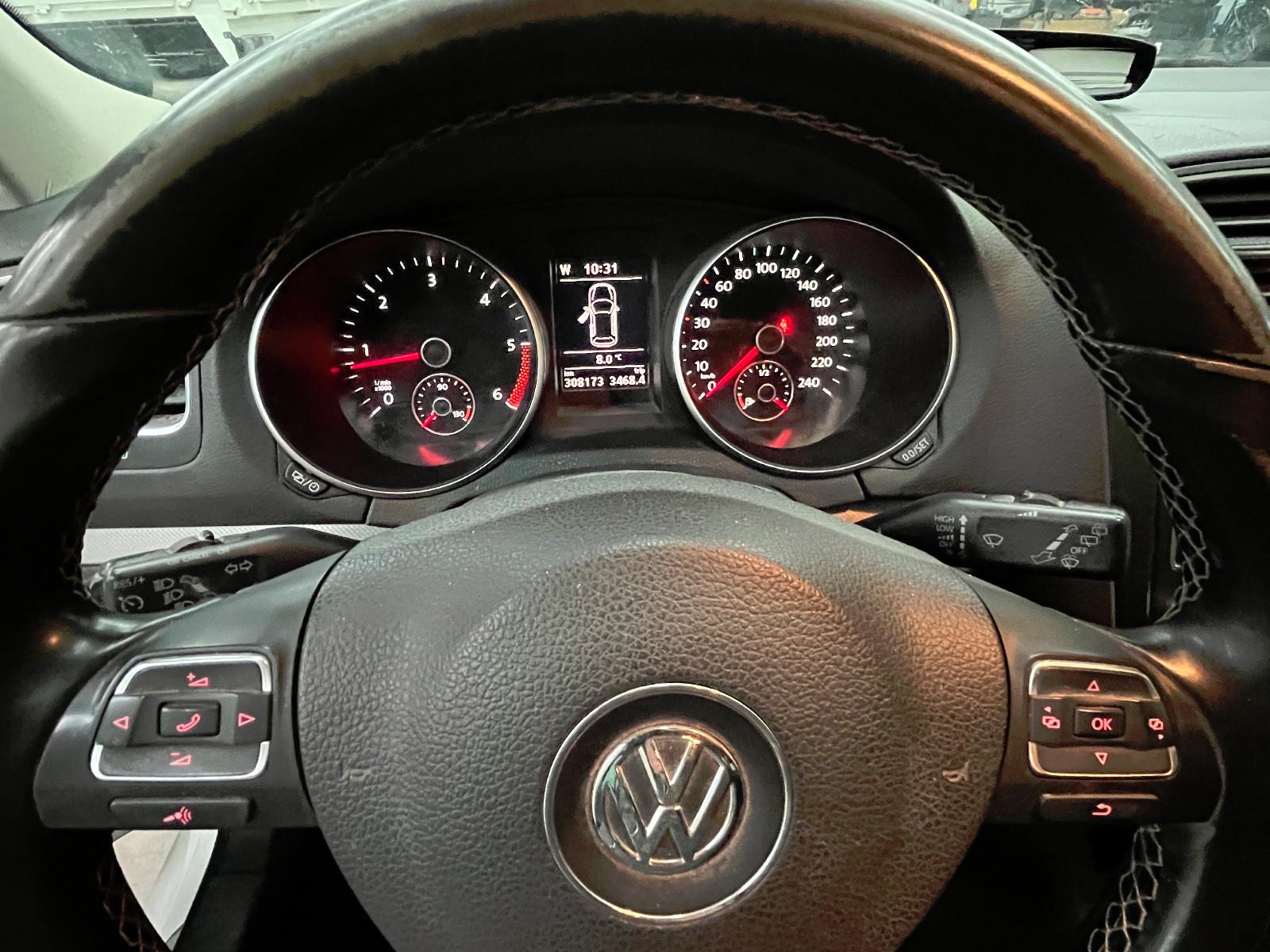 Volkswagen Golf 2013 — photo 12