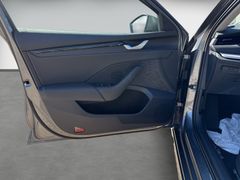 SKODA Octavia Combi 1.5 TSI Essence DSG_AHK_LED_