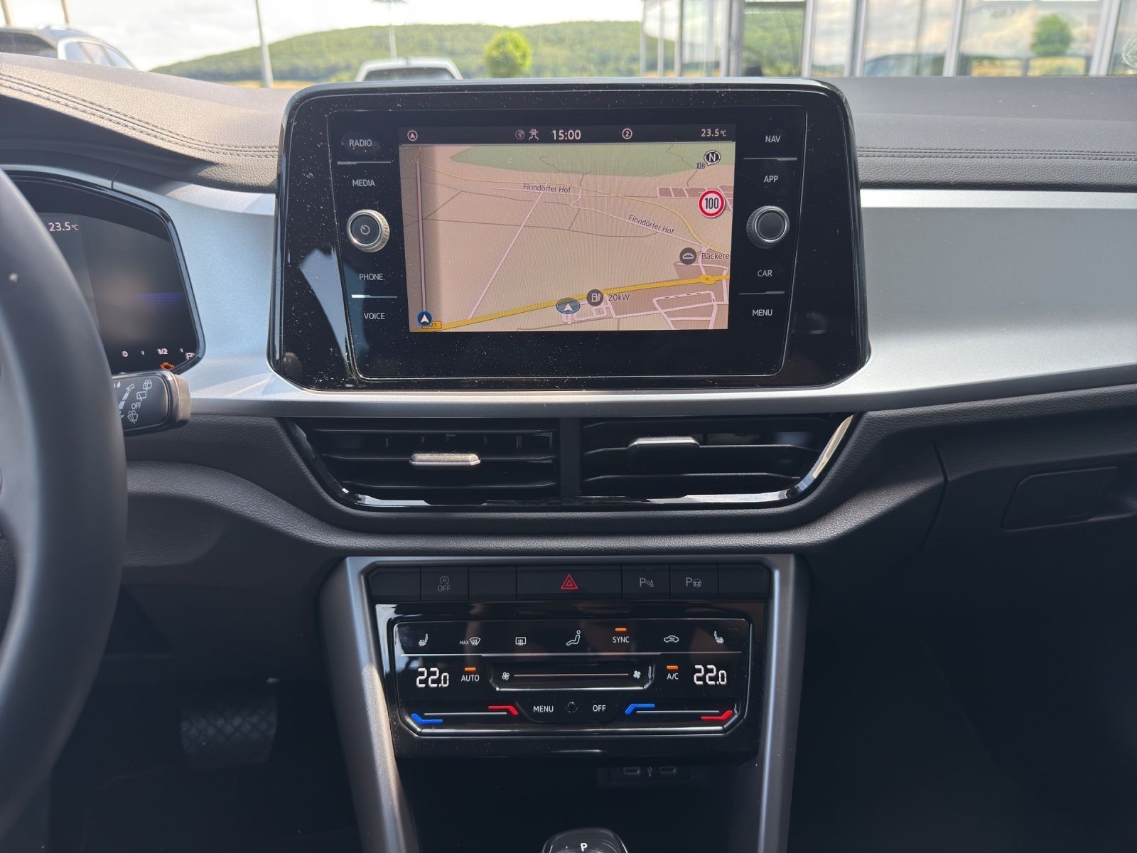 Volkswagen T-Roc - Bild 8