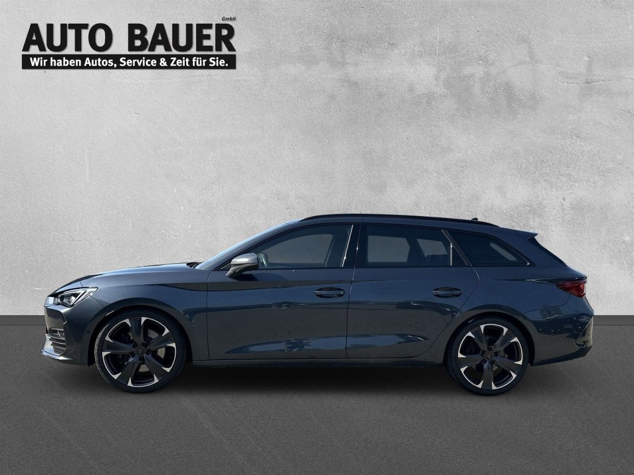 Fahrzeugabbildung CUPRA Leon Sportstourer VZ 2.0 TSI 245 PS 7-Gang-DSG - mit KI generiert/bearbeitet